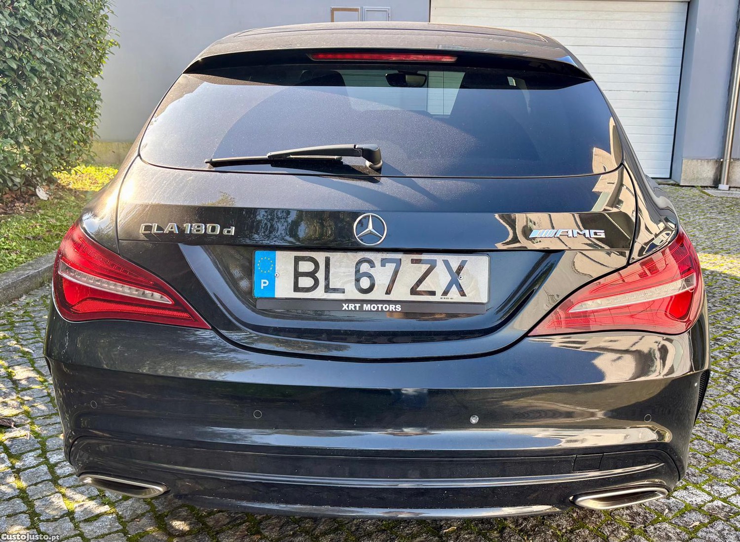 Mercedes-Benz CLA 180 180 D AMG — fotografia 4
