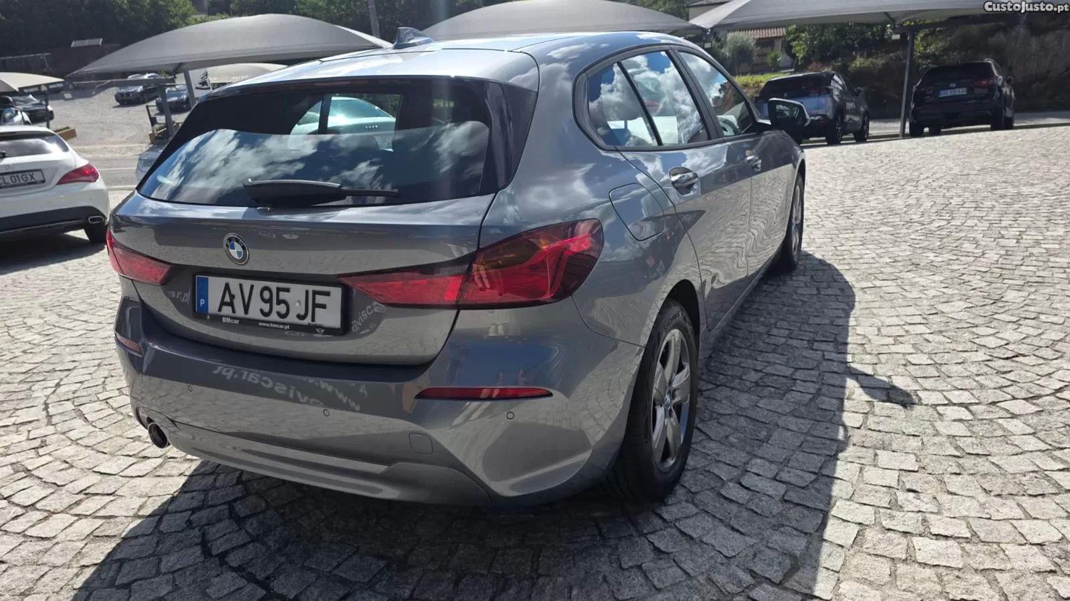 BMW 116 D advantage — fotografia 15