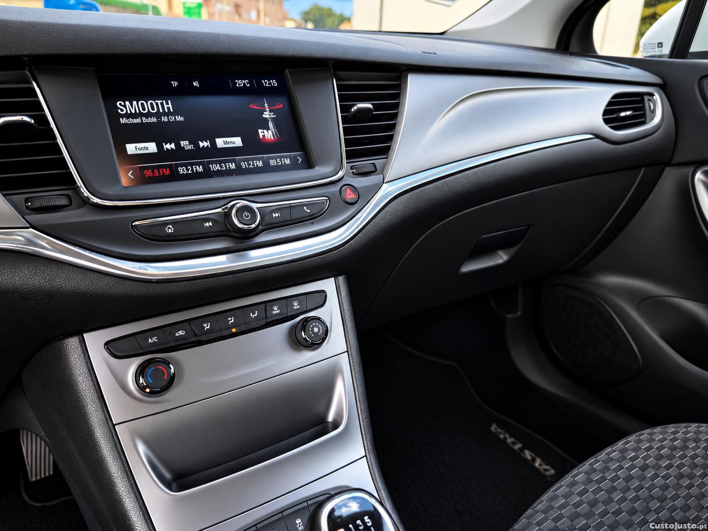 Opel Astra 1.6 CDTI Dynamic — fotografia 9