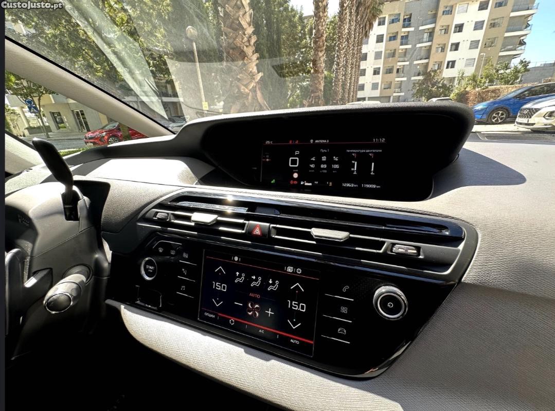 Citroën C4 Picasso — fotografia 4