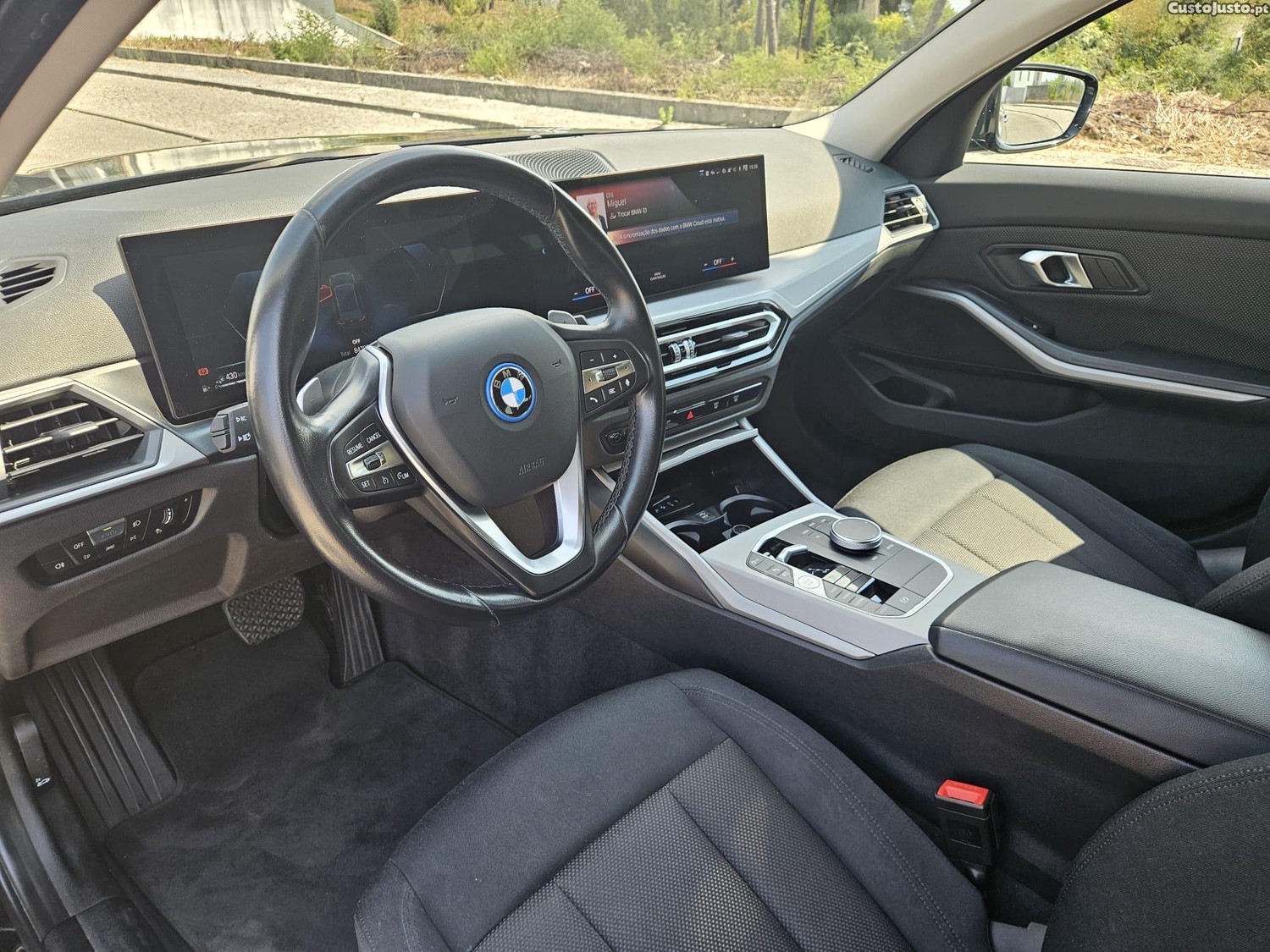 BMW 320 e Corporate Edition Auto — fotografia 3