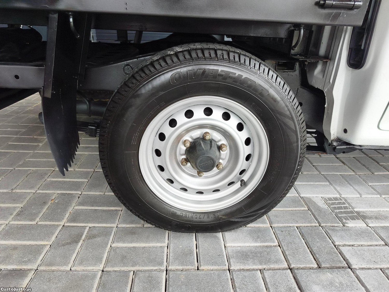 Isuzu D-Max 2.5 DTi CD 2WD LS CM — fotografia 4
