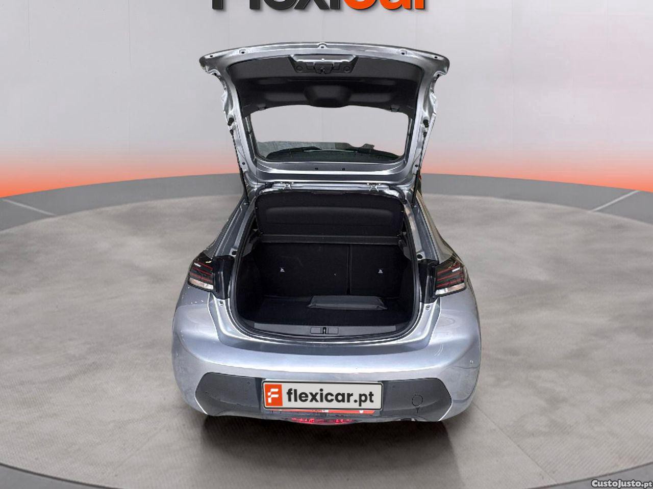Peugeot 208 1.2 Hybrid Style e-DCS6 — fotografia 11