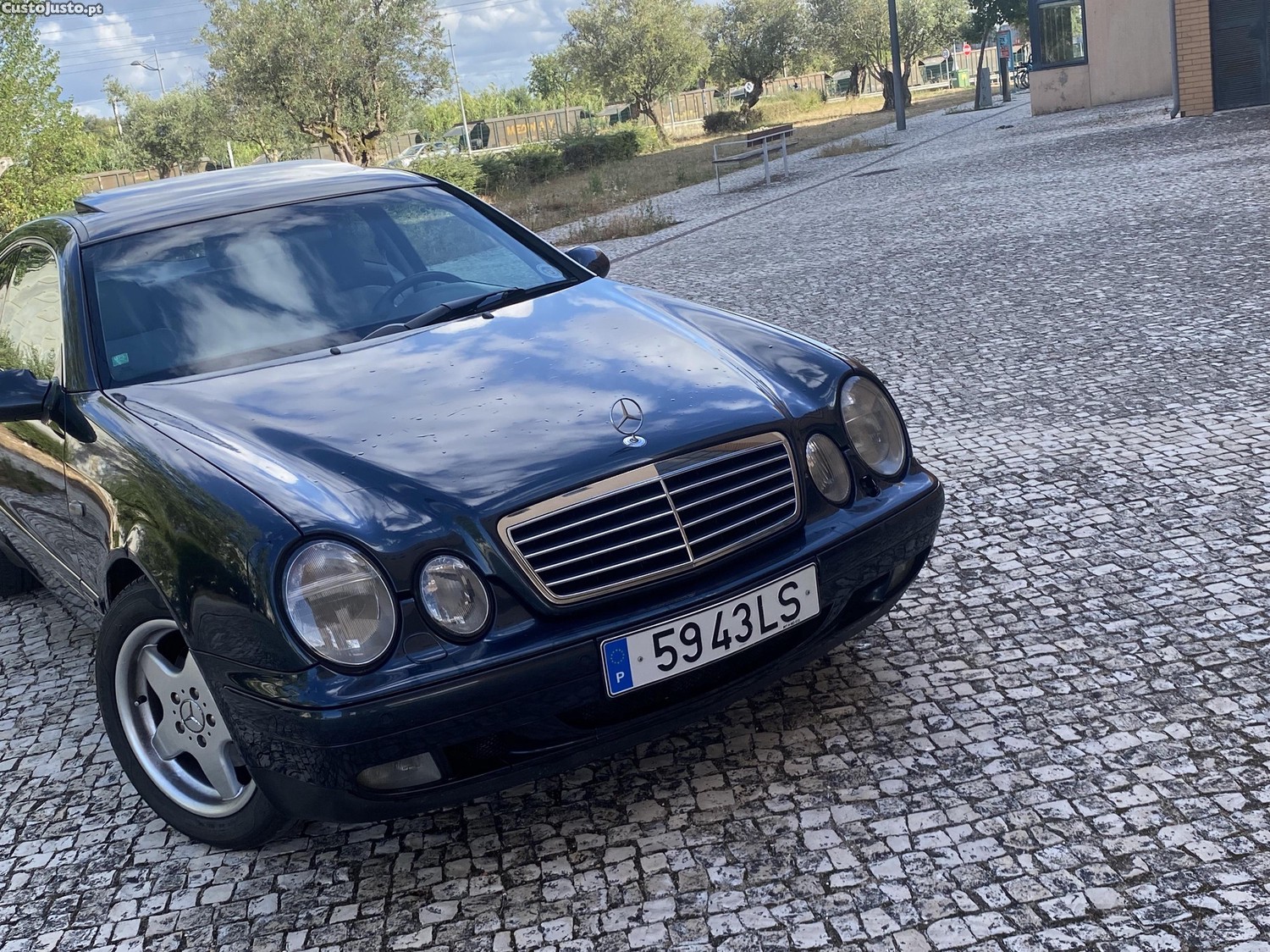 Mercedes-Benz Classe CLK Gpl manual — fotografia 11