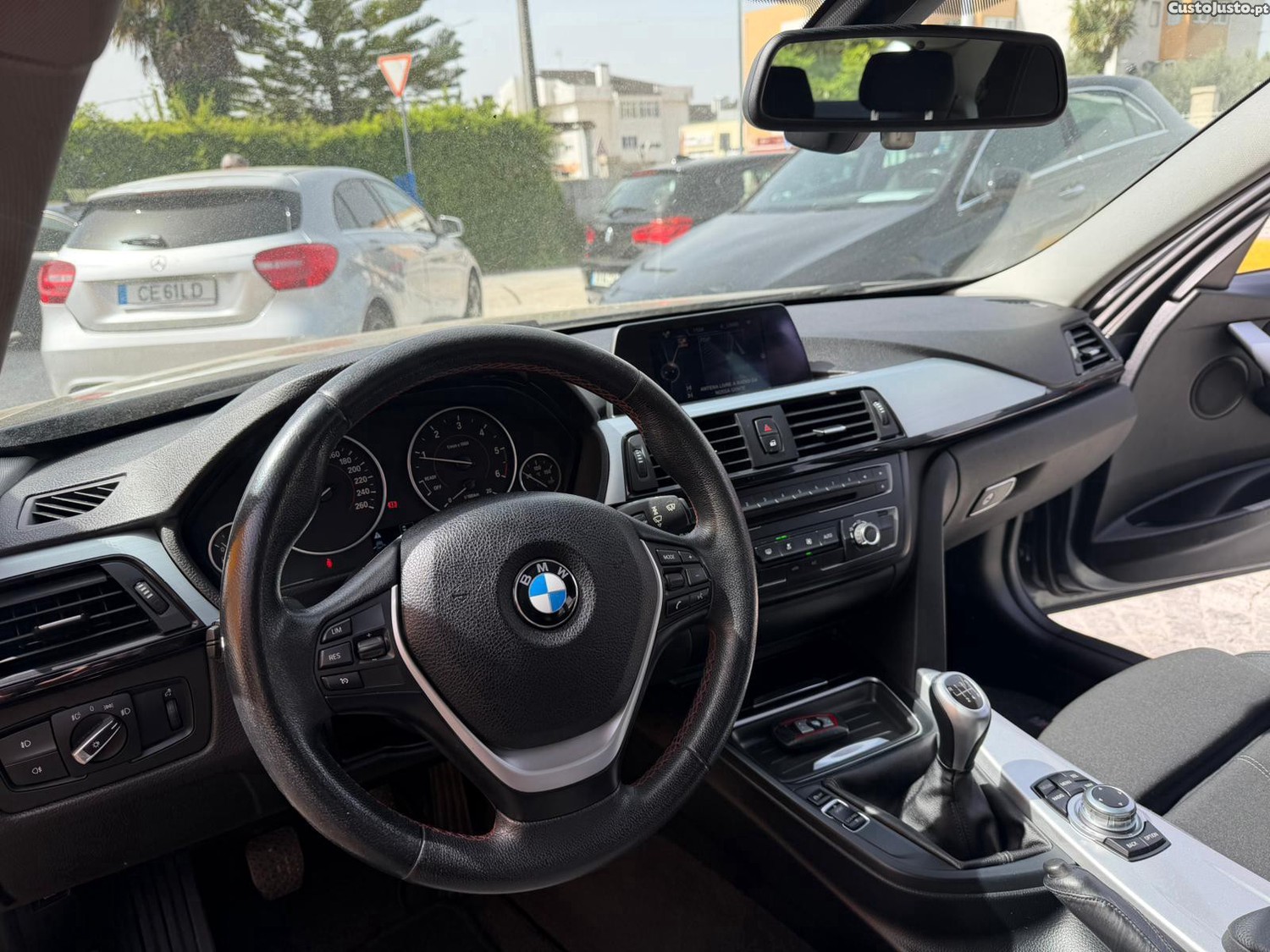 BMW 318 SPORT LINE — fotografia 5