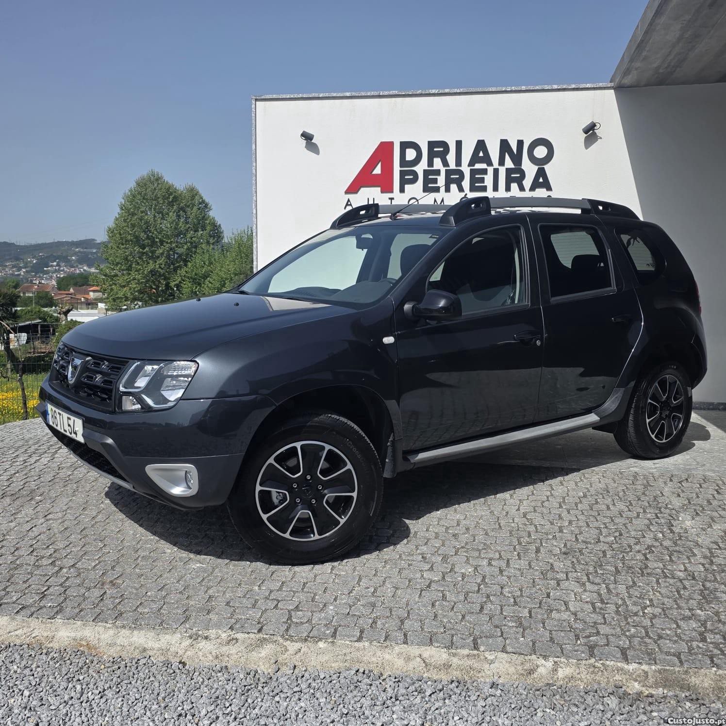 Dacia Duster 1.2 TCe SL Black Shadow — fotografia 13
