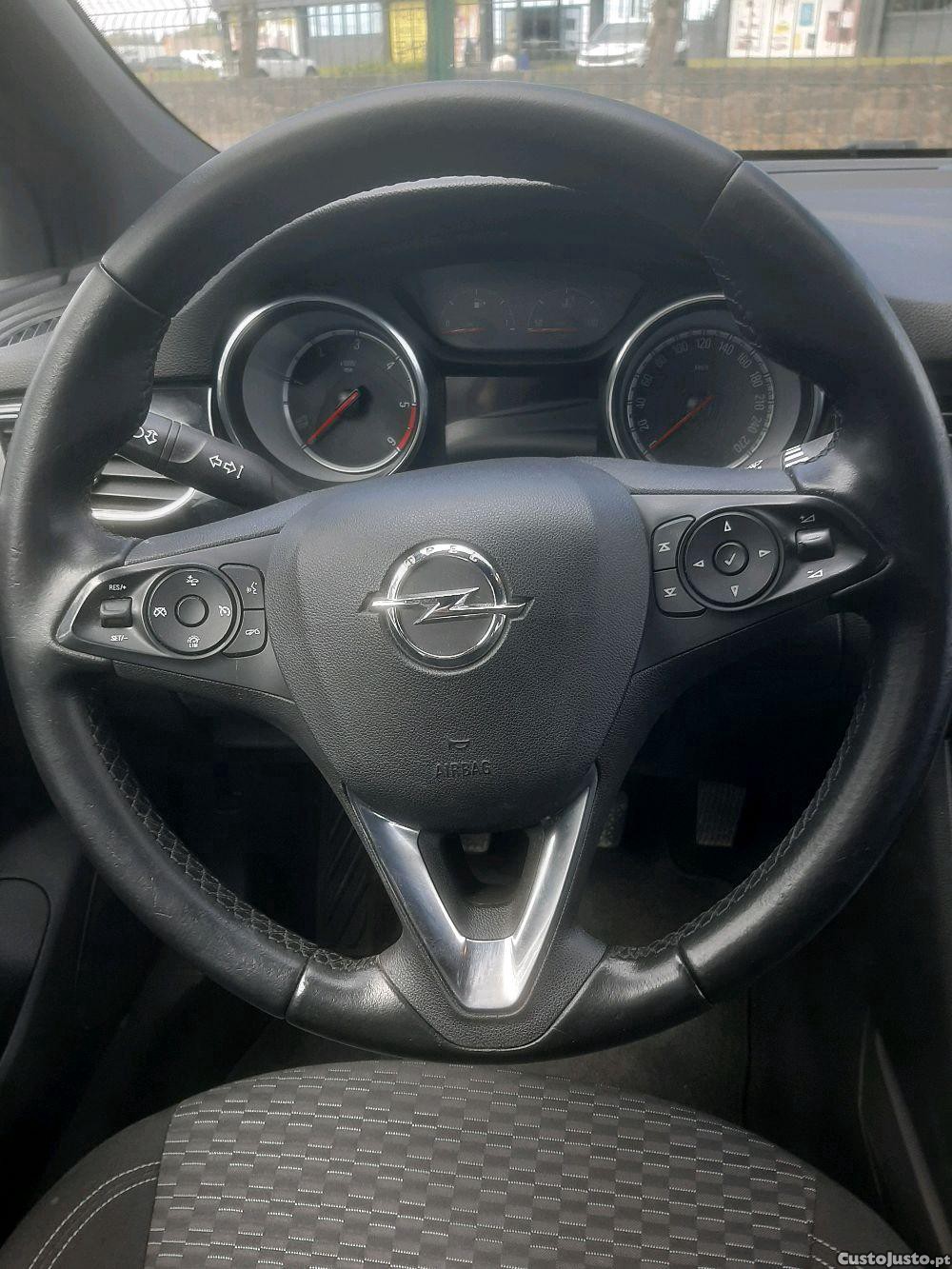 Opel Astra 1.6 CDTI Sport Tourer — fotografia 4