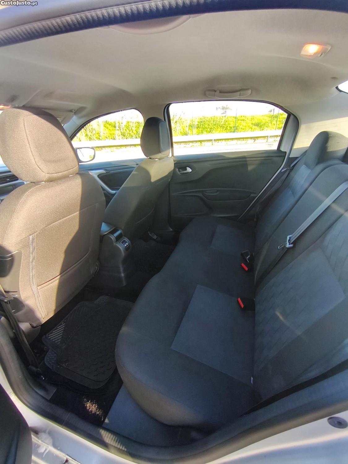 Citroën C-Elysée Exclusive — fotografia 2