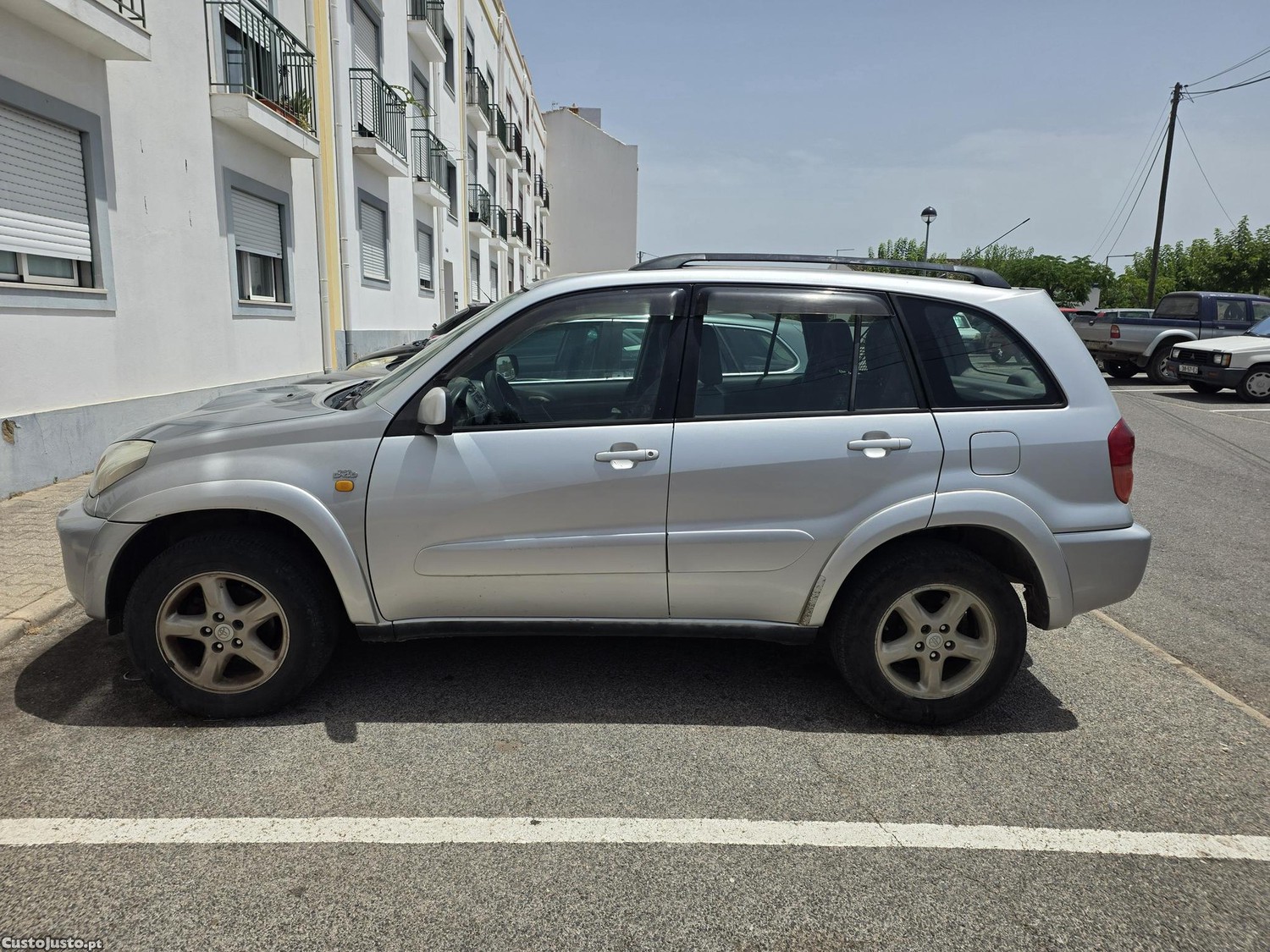 Toyota RAV4 2.0 D4D 116cv — fotografia 3