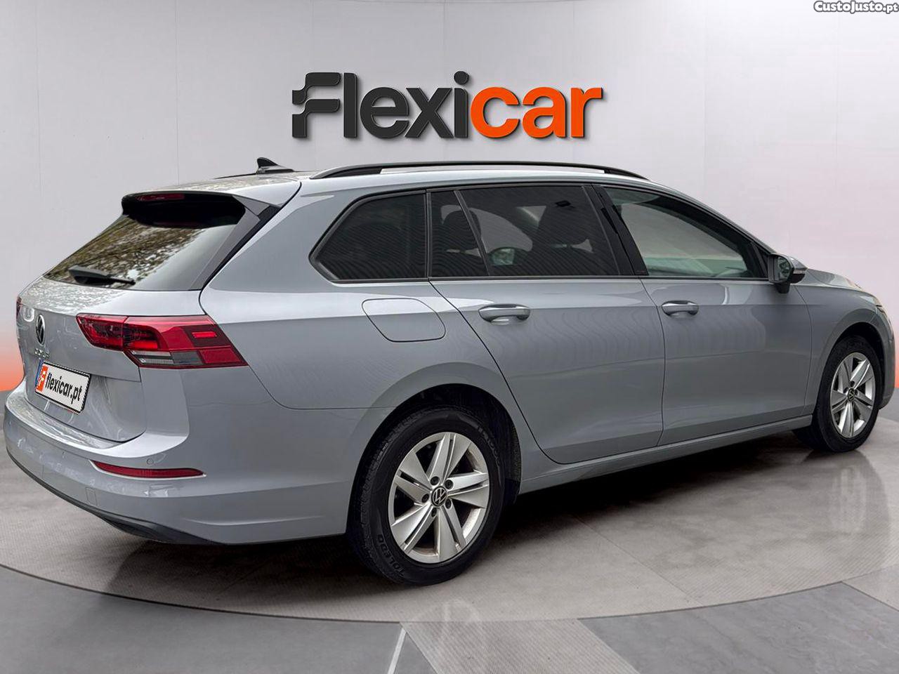 Volkswagen Golf Variant 2.0 TDi SCR Life — fotografia 12