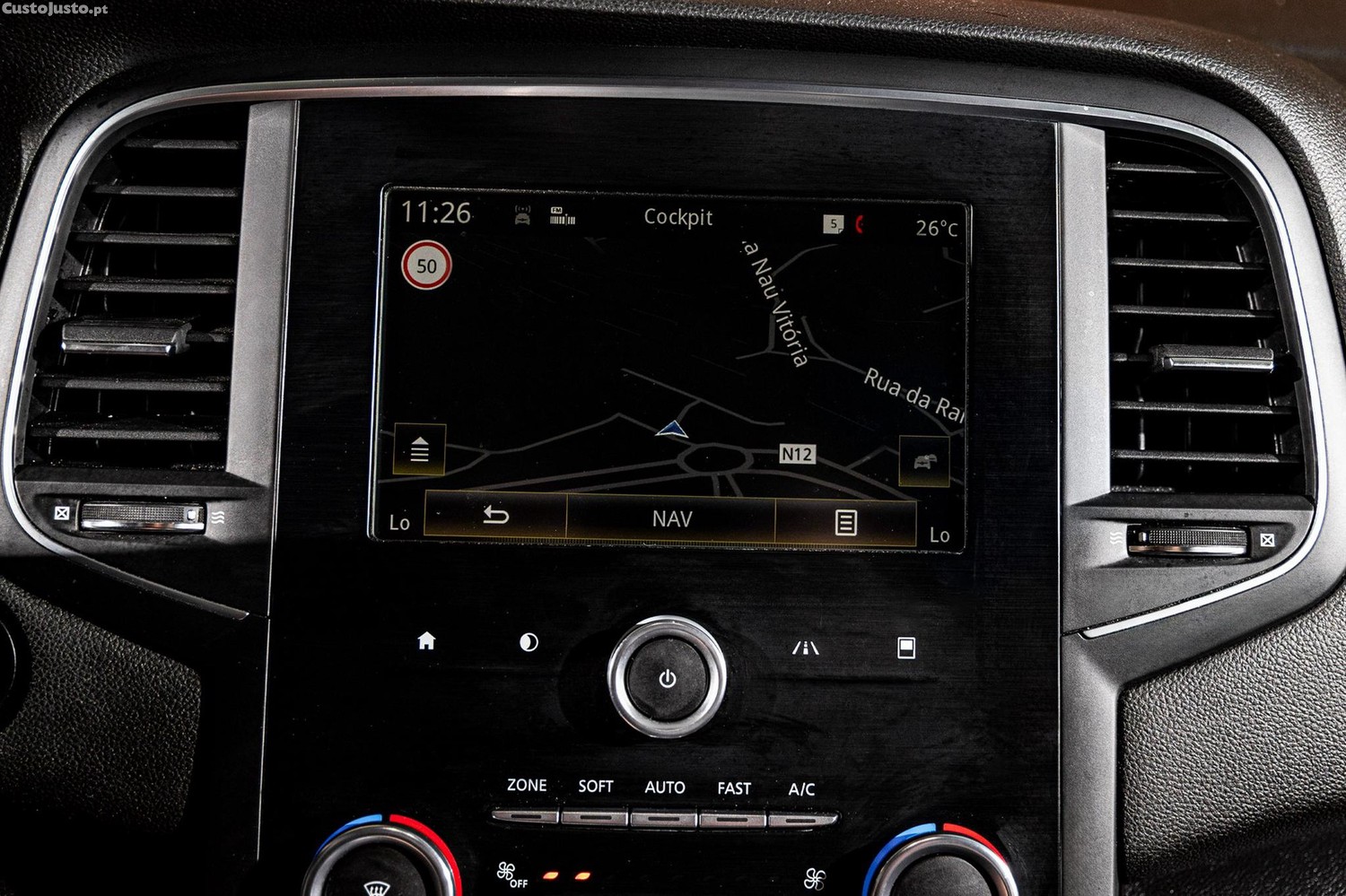 Renault Mégane Sport Tourer 1.5 dCi Limited EDC — fotografia 10