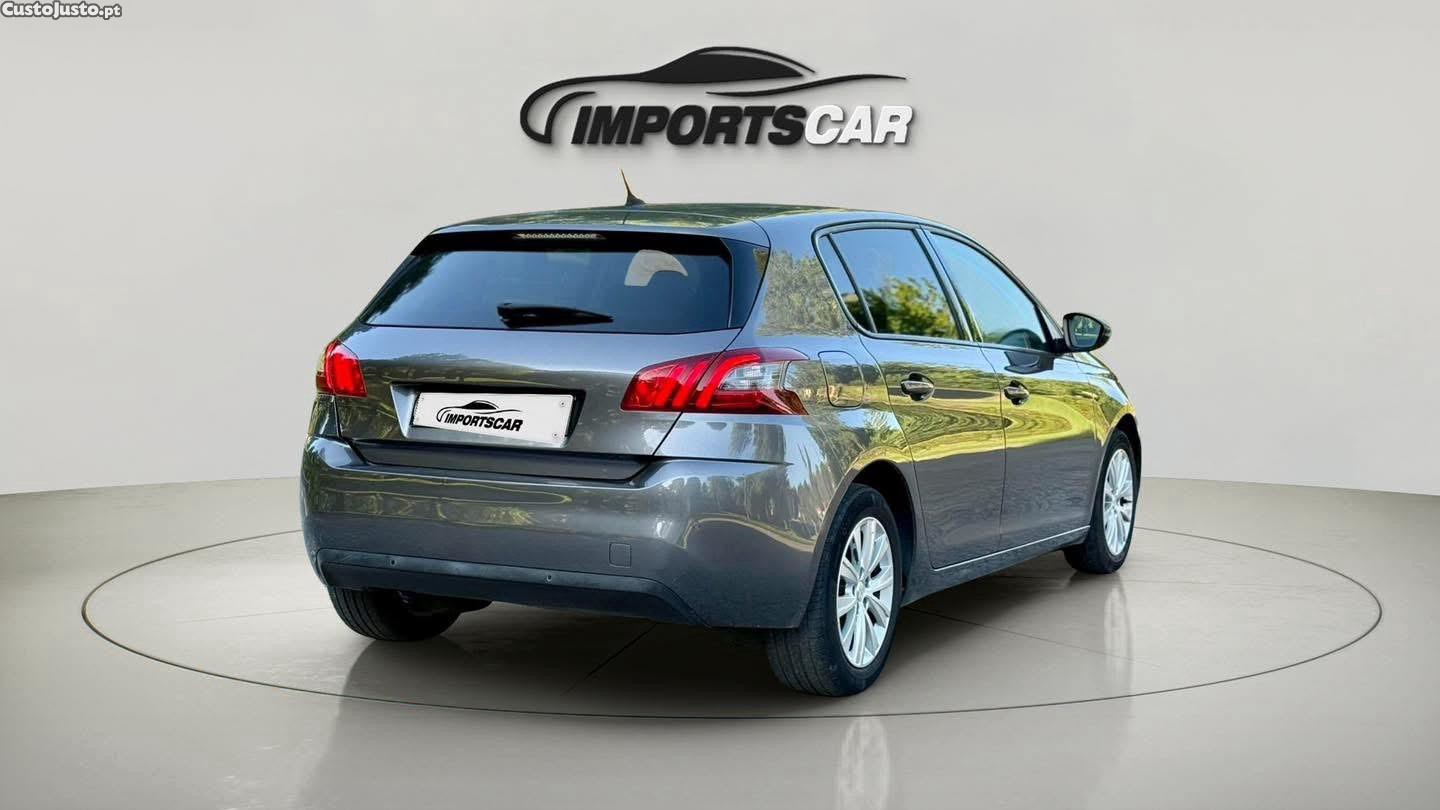 Peugeot 308 1.5 BlueHDi Active — fotografia 9