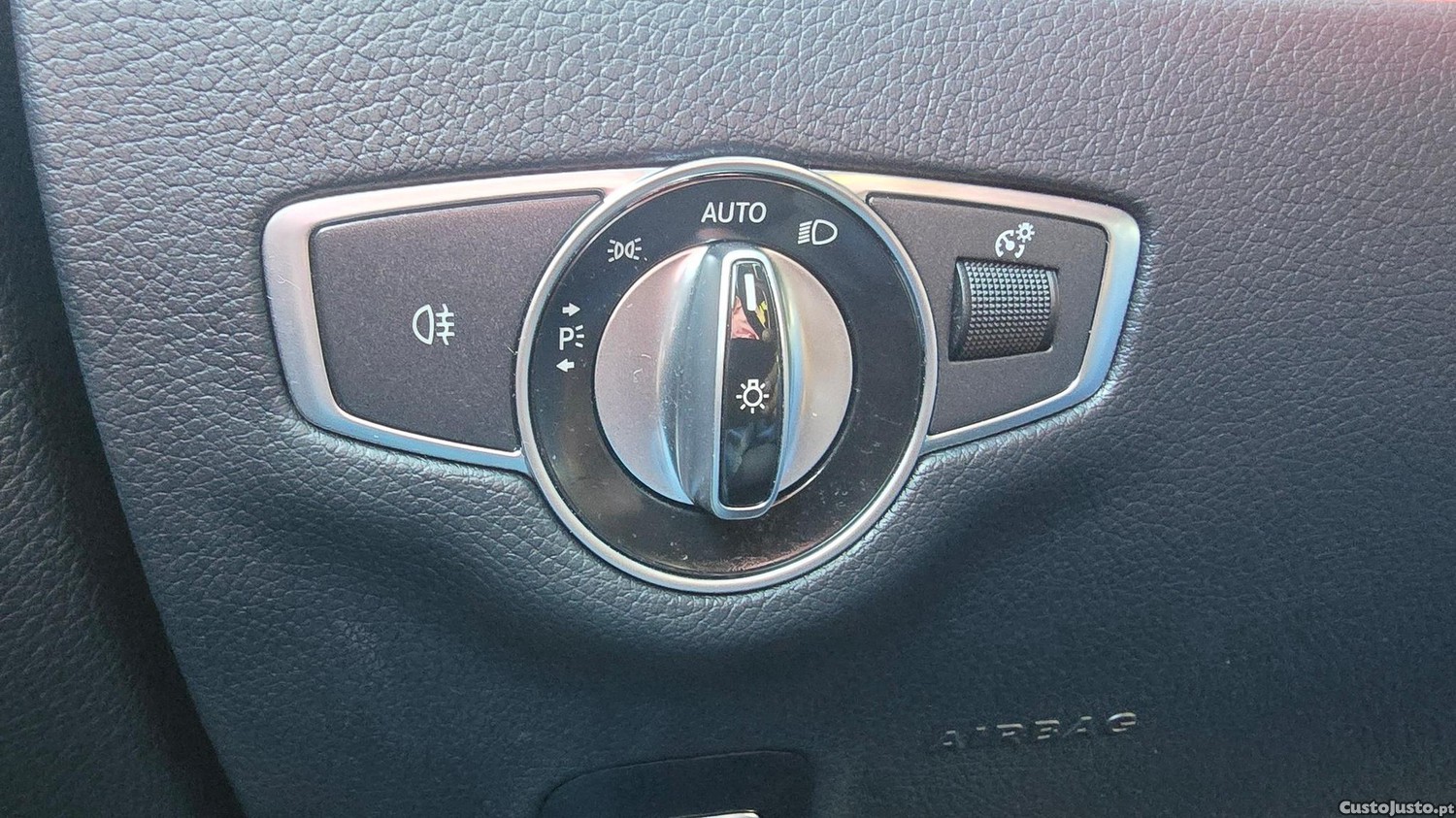 Mercedes-Benz E 220 d Avantgarde — fotografia 19