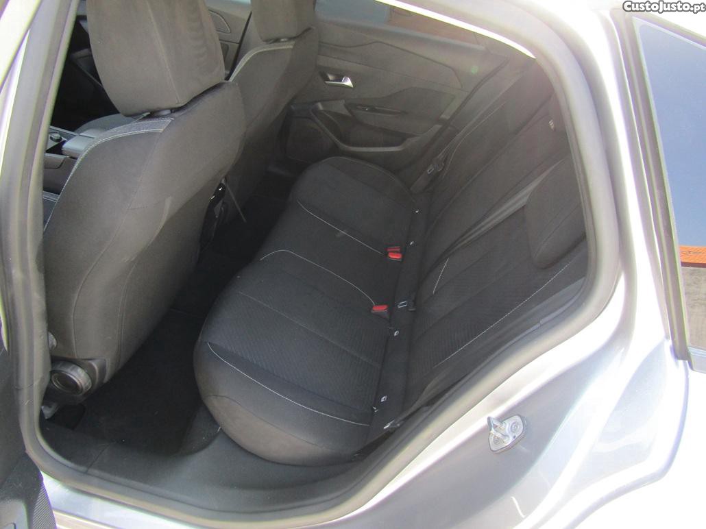 Peugeot 308 sw — fotografia 3