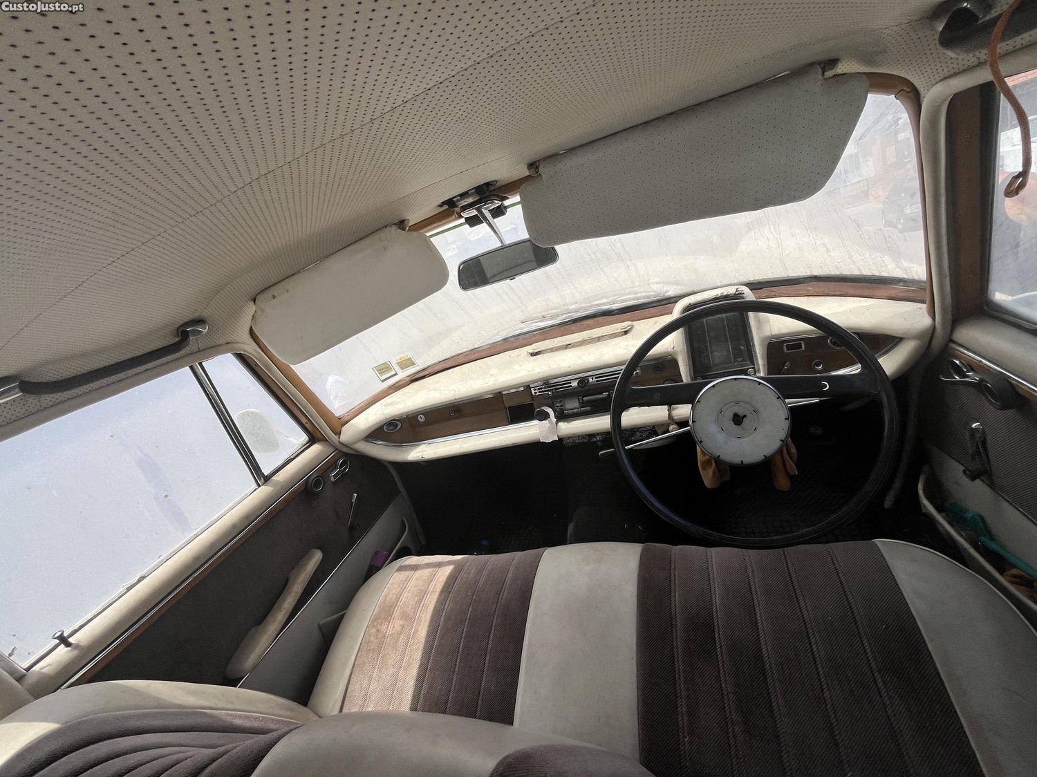 Mercedes-Benz 220 s — fotografia 3