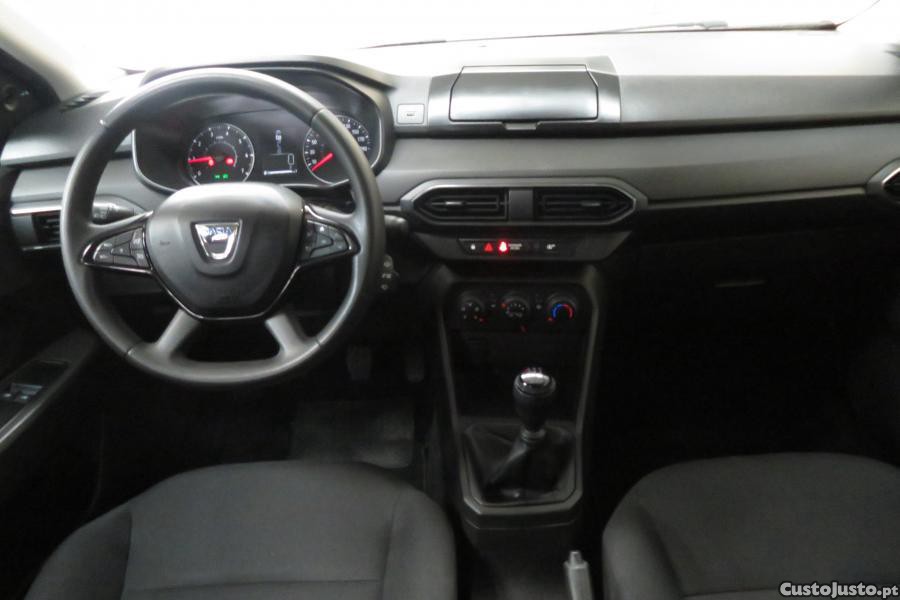 Dacia Sandero 1.0 SCe Essential — fotografia 21