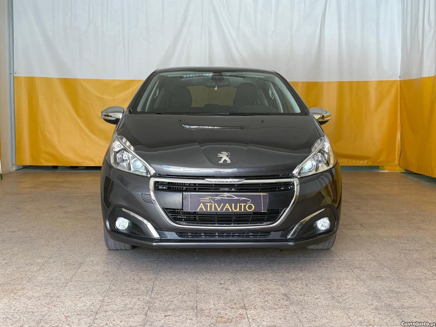 Peugeot 208 1.6 BlueHDi Style — fotografia 7