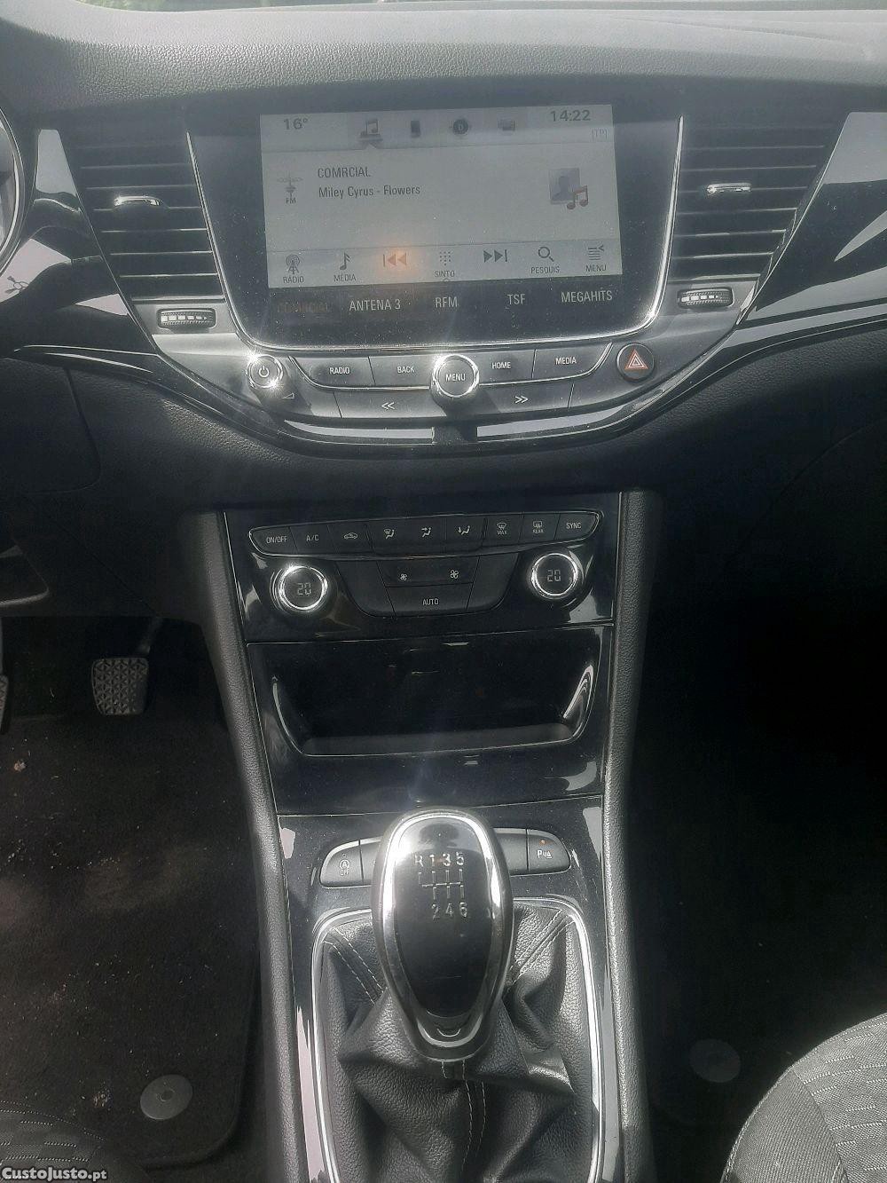 Opel Astra 1.6 CDTI Sport Tourer — fotografia 3