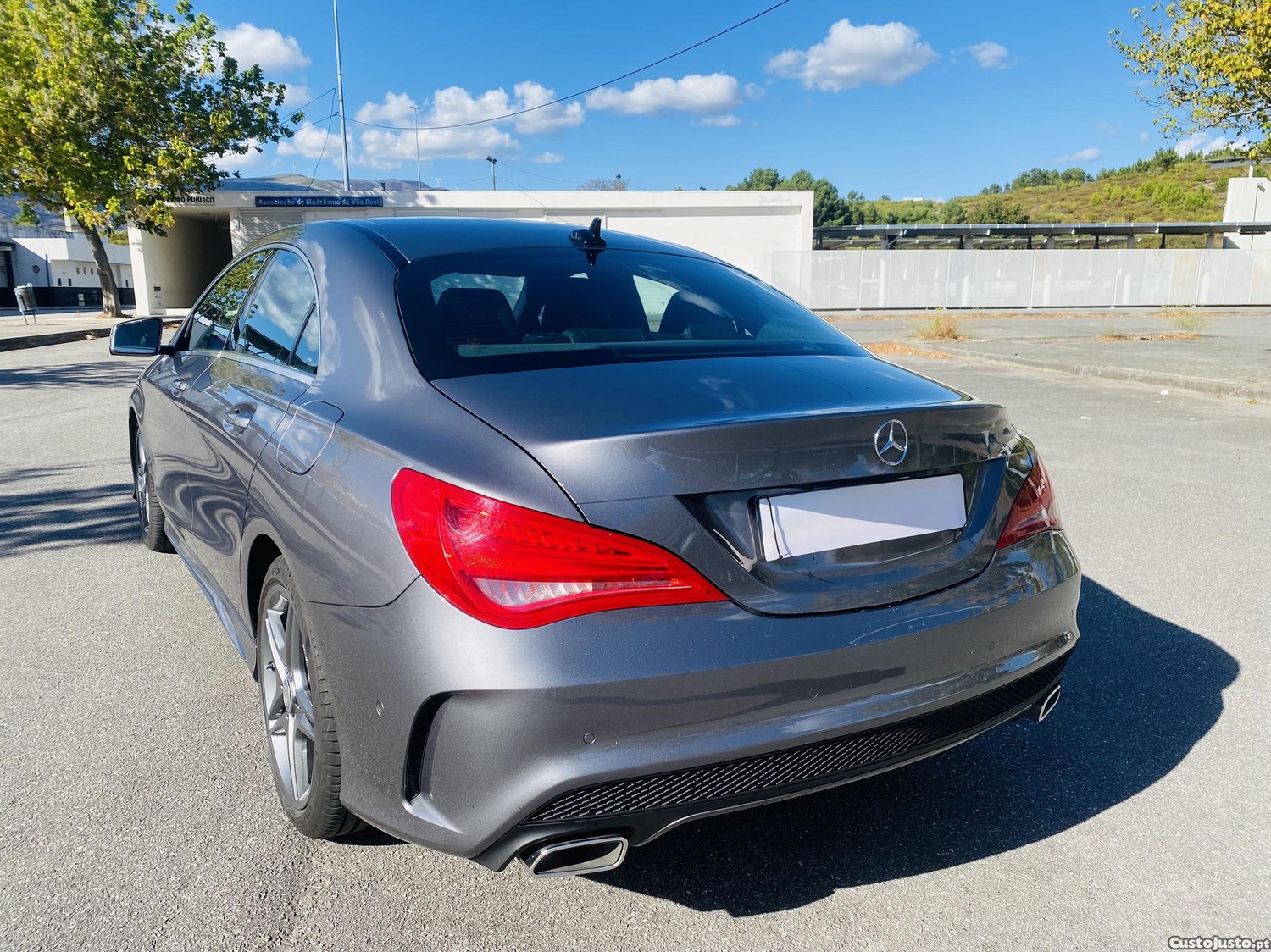 Mercedes-Benz CLA 200 d AMG Line - 16 — photo 4