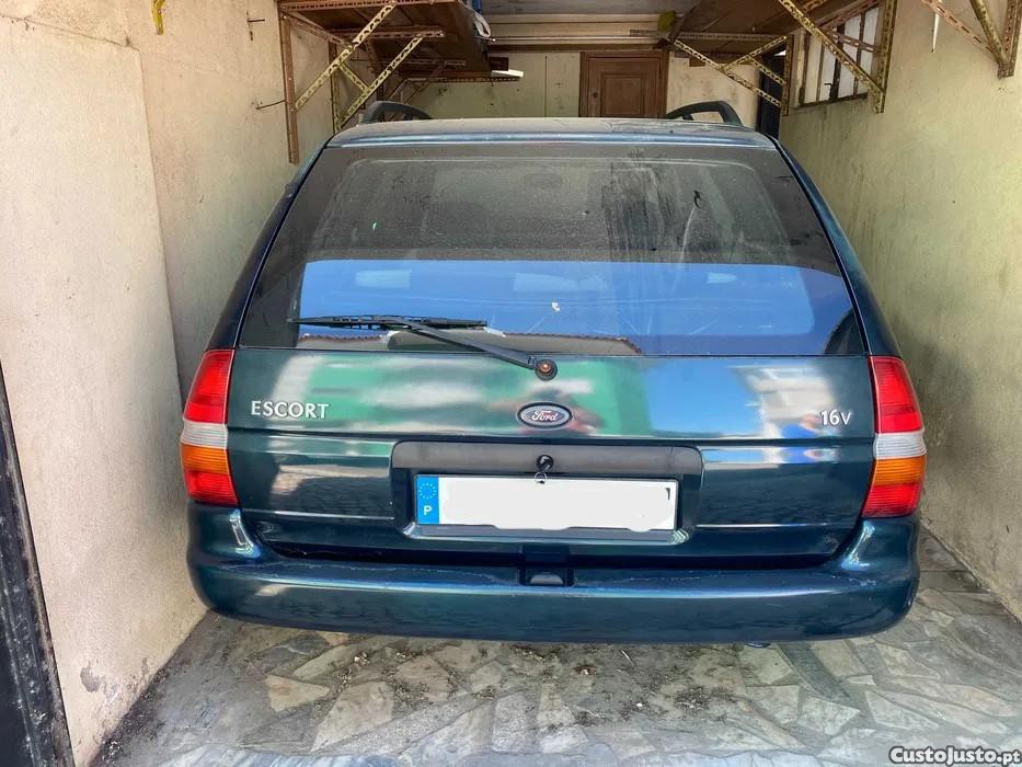 Ford Escort 1.6 - 97 foto 4