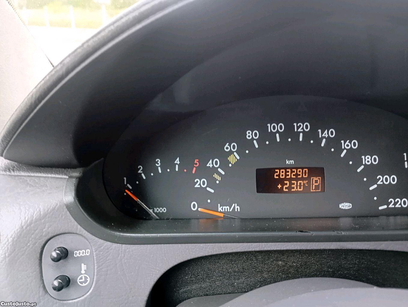 Mercedes-Benz A 170 CX Automática — fotografia 4