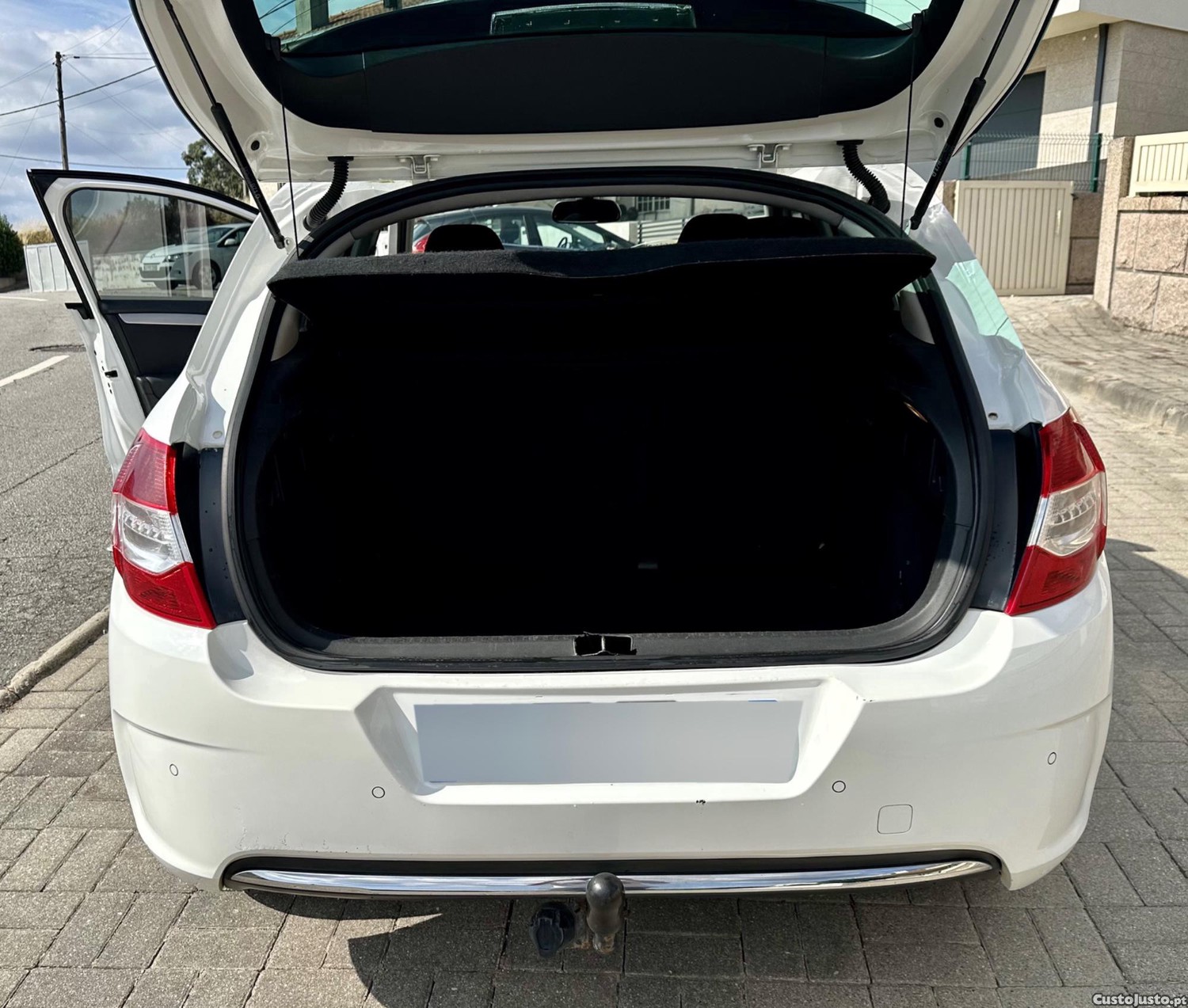 Citroën C4 HDi Exclusive. — fotografia 6