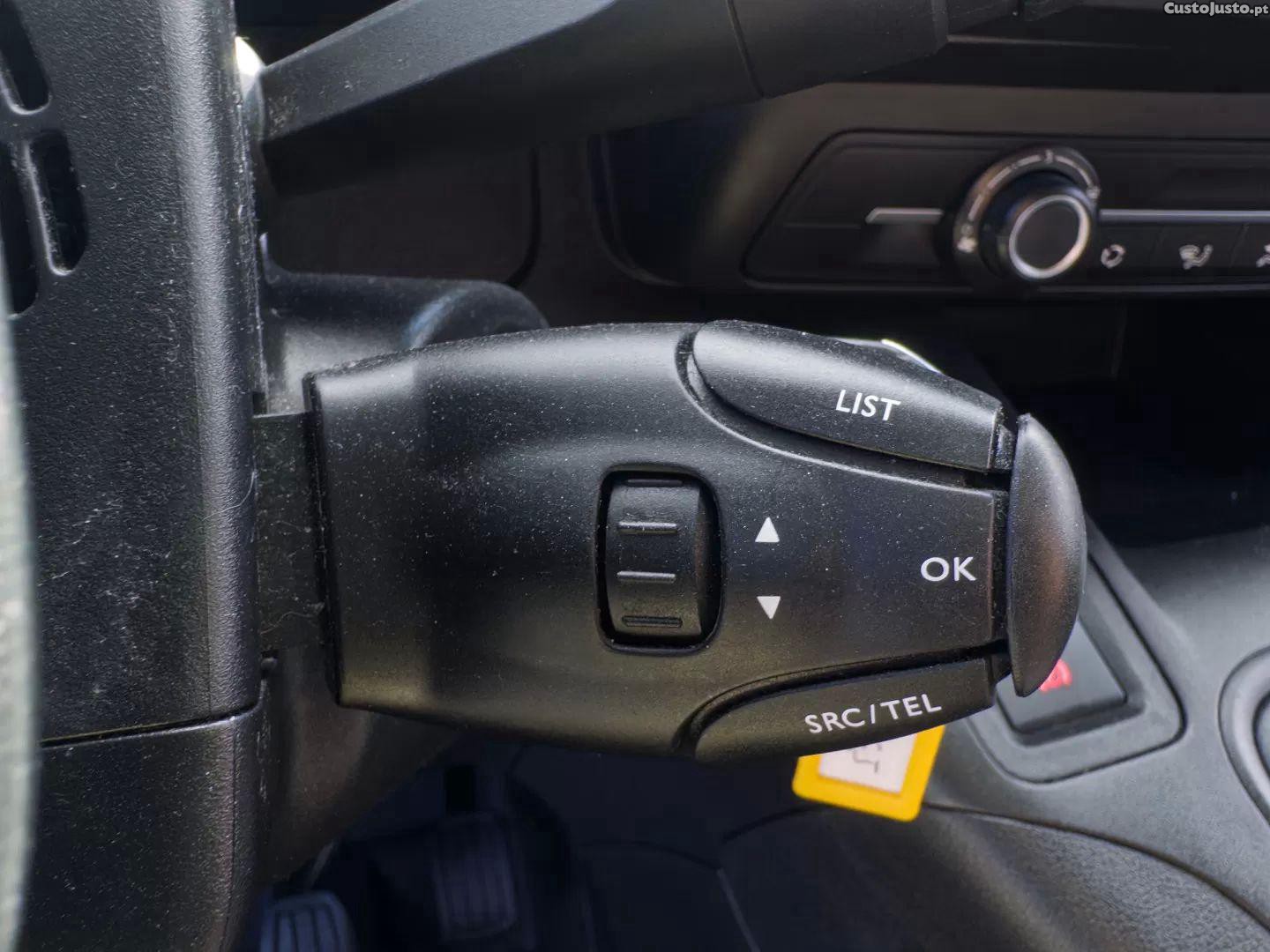 Peugeot Partner Premium l1 — fotografia 6