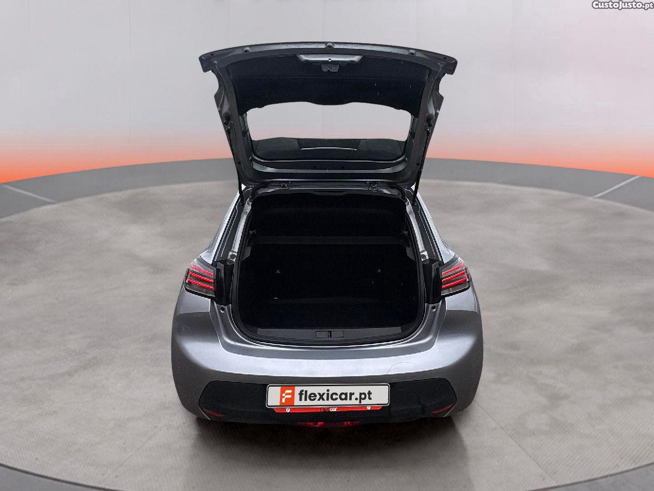 Peugeot 208 1.2 Hybrid Style e-DCS6 — fotografia 11