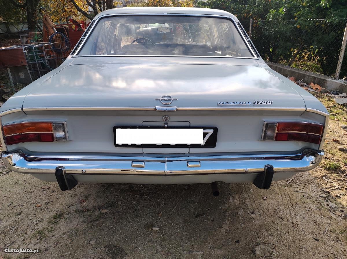 Opel Rekord 1700 — fotografia 8