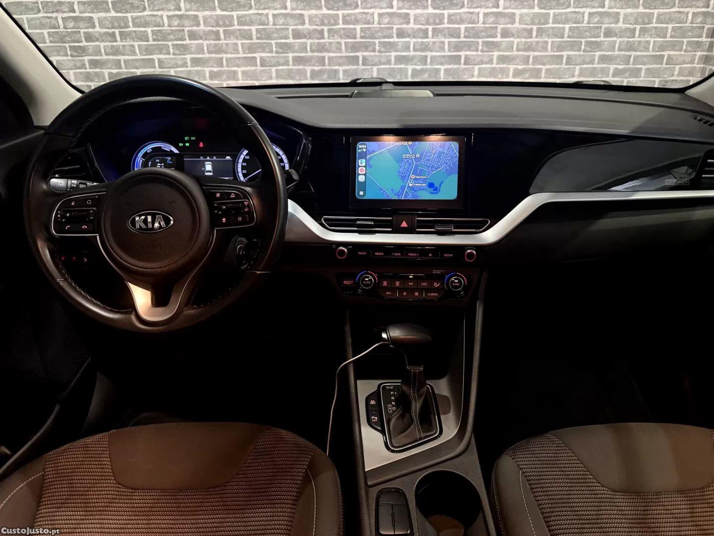 Kia Niro 1.6 gdi phev urban — fotografia 4