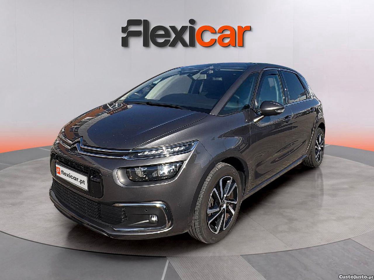 Citroën C4 Spacetourer 1.5 BlueHDi Shine — fotografia 14