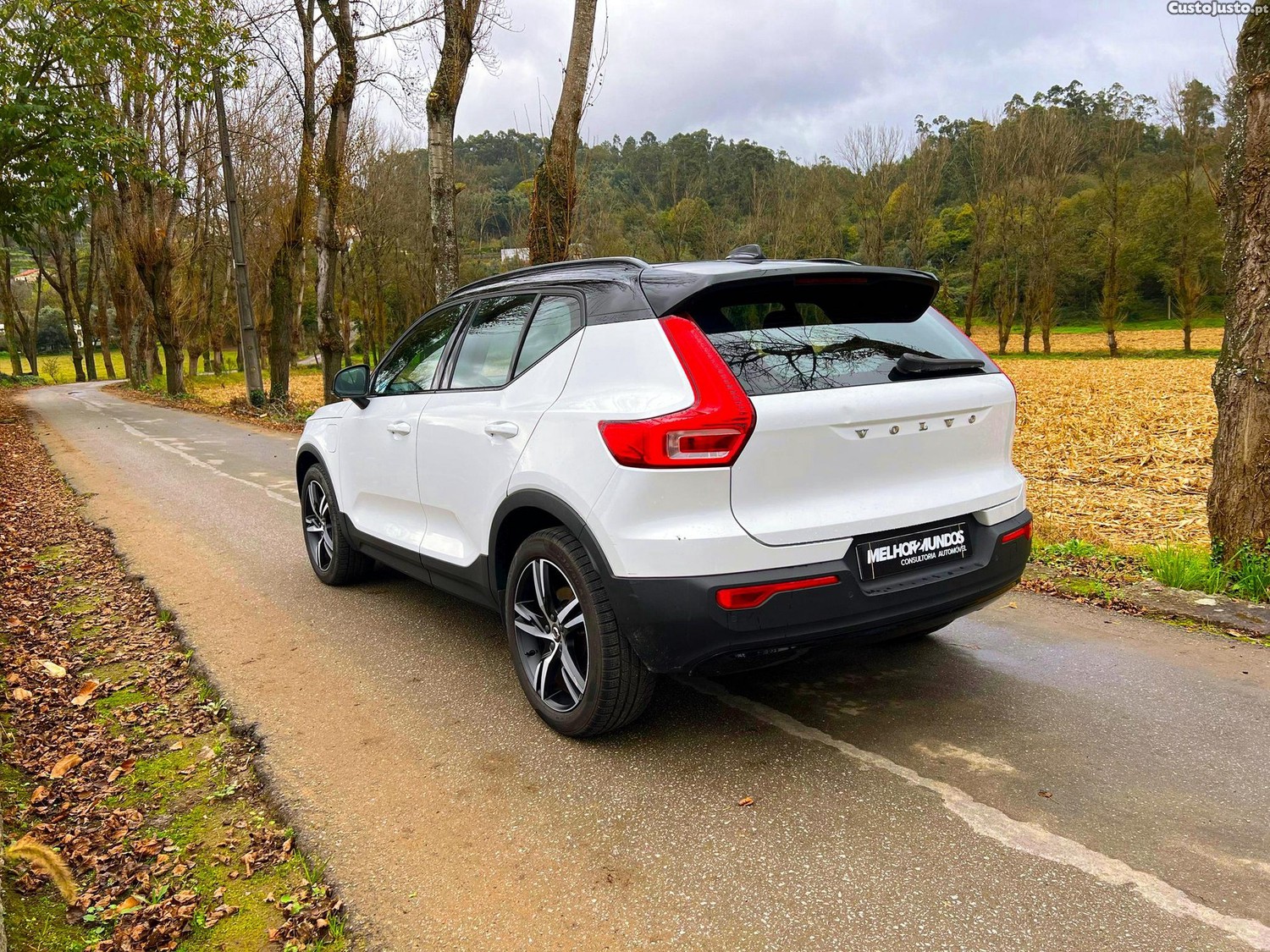 Volvo XC40 1.5 T5  PHEV R-Design - 20 foto 4