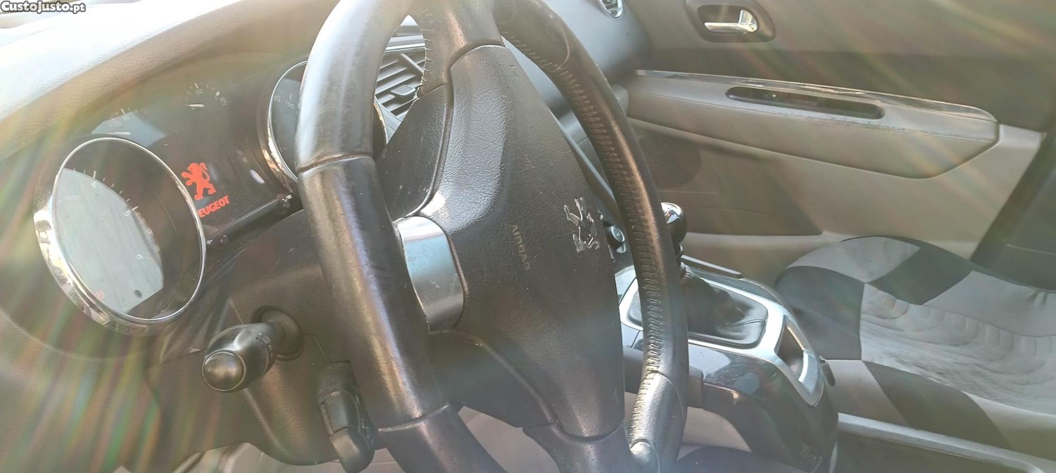 Peugeot 5008 1.6 — fotografia 5