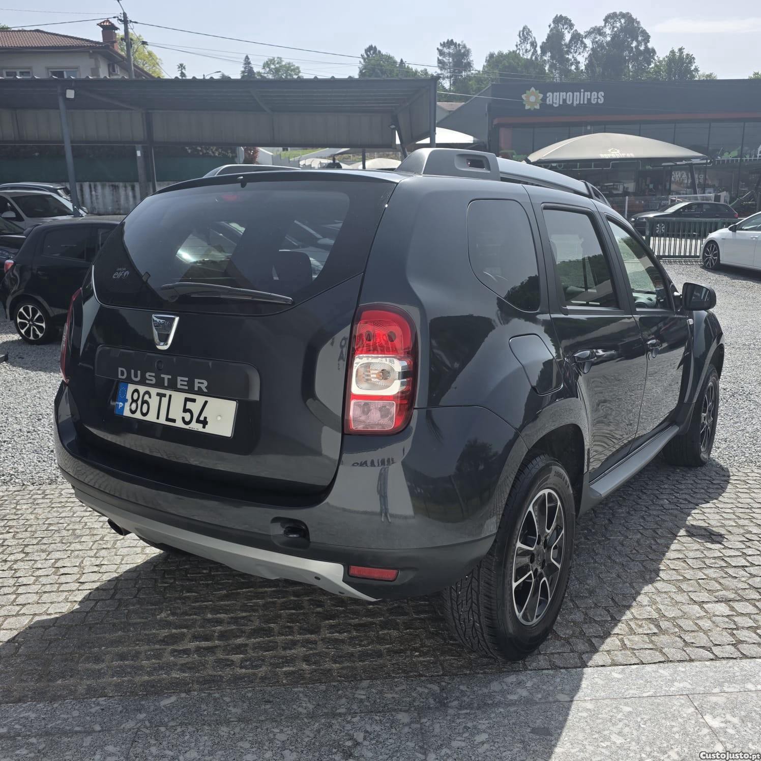 Dacia Duster 1.2 TCe SL Black Shadow — fotografia 12