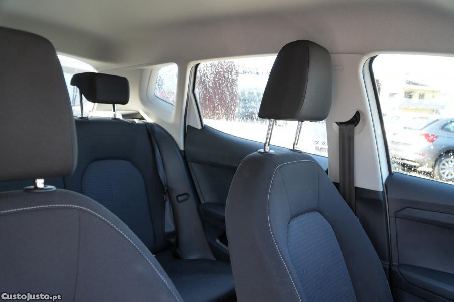 SEAT Arona 1.0 TSI Style — fotografia 7