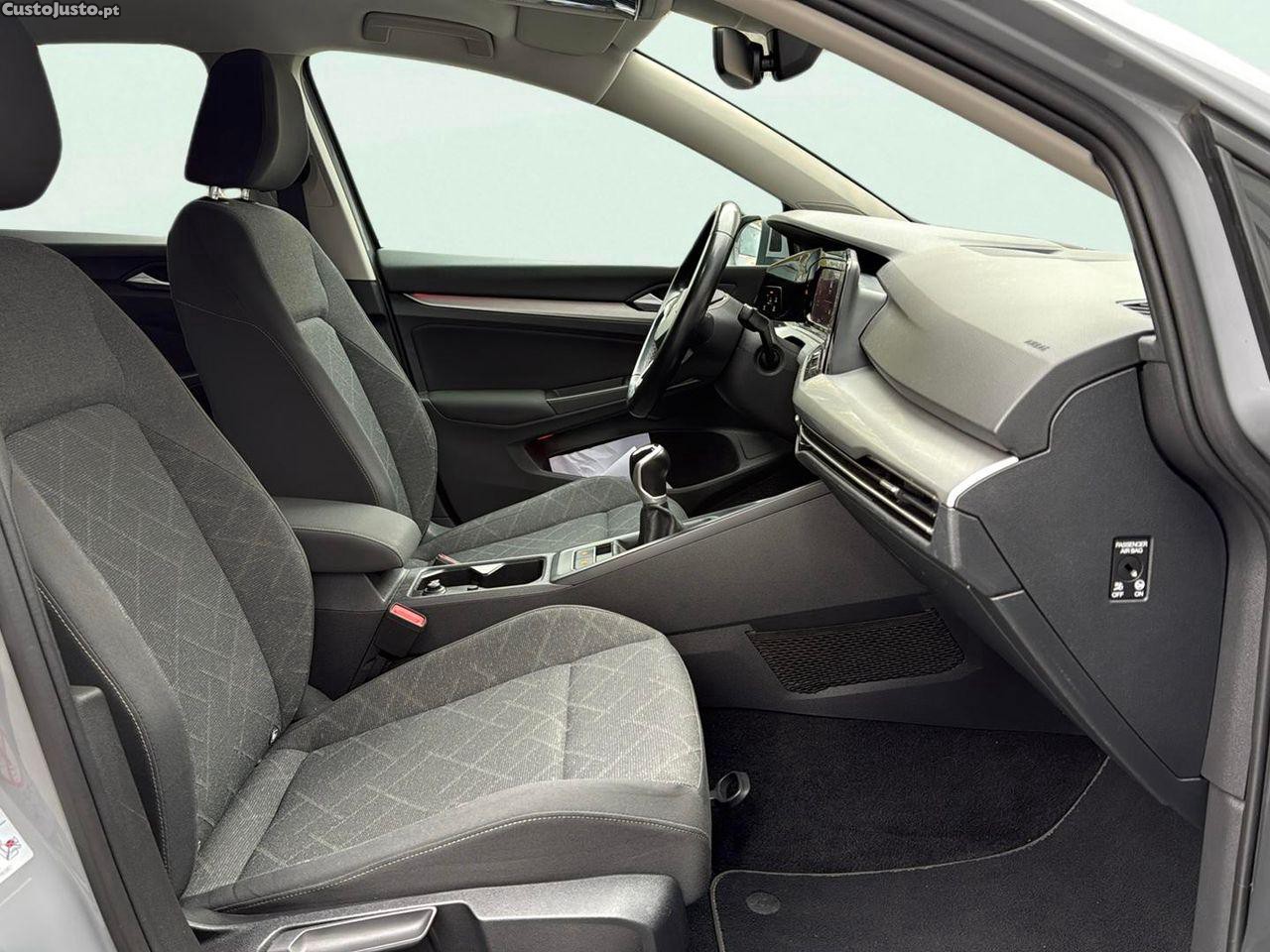 Volkswagen Golf Variant 2.0 TDi SCR Life — fotografia 5