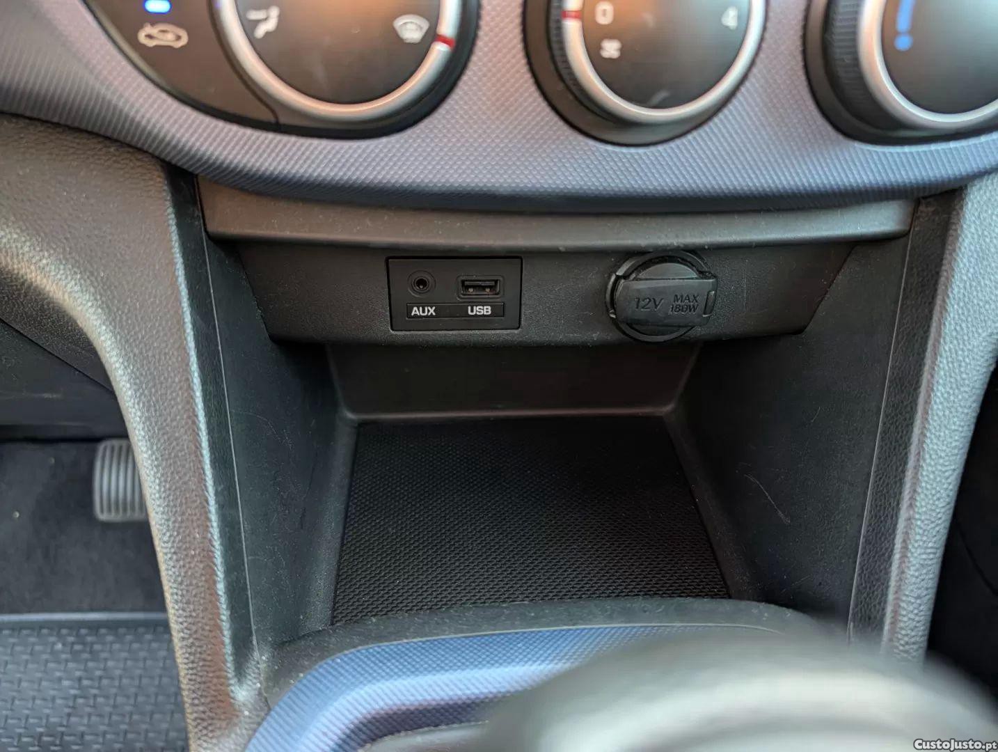 Hyundai i10 1.0 access — fotografia 4