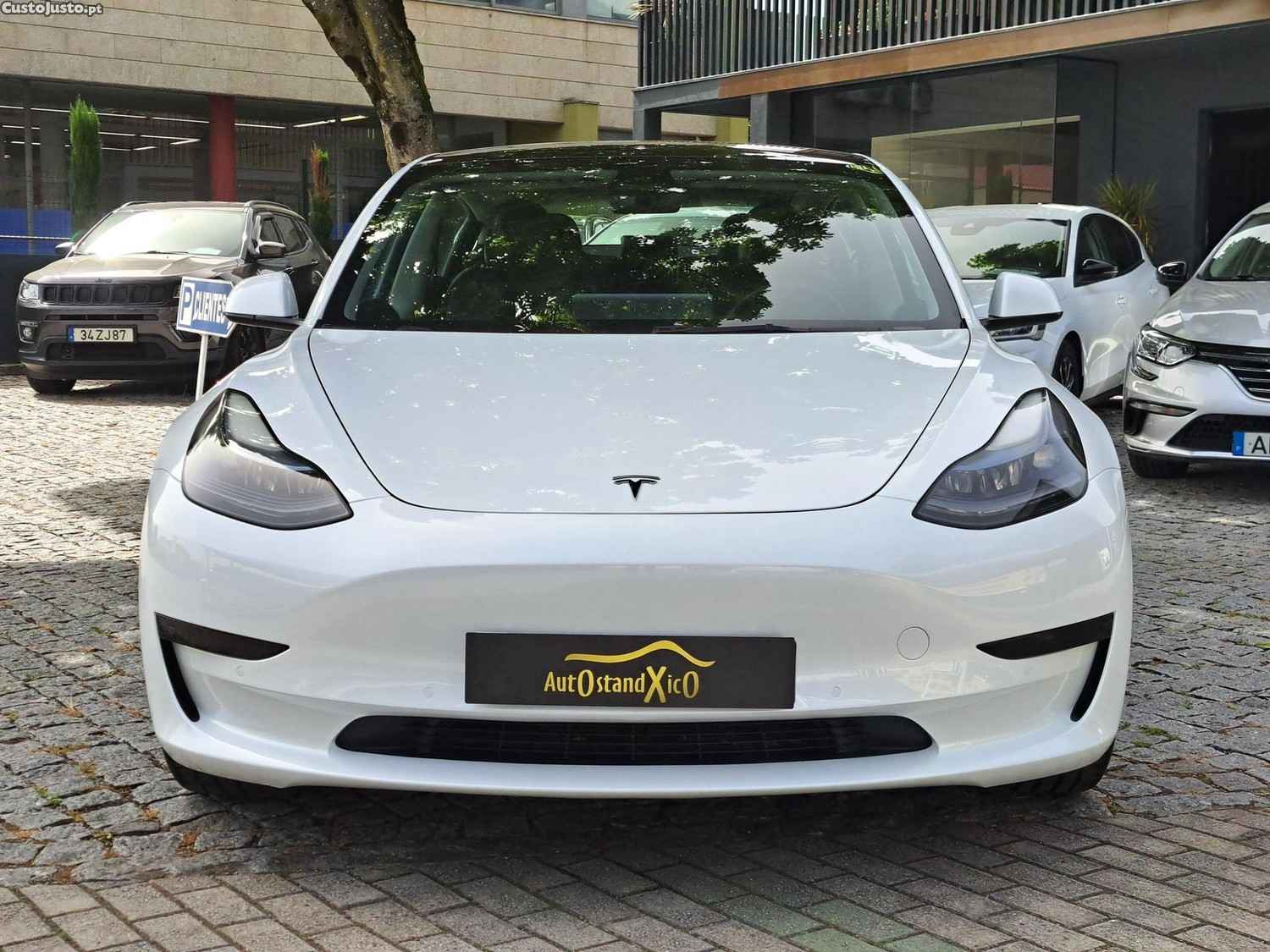 Tesla Model 3 Standard RWD Plus — fotografia 5