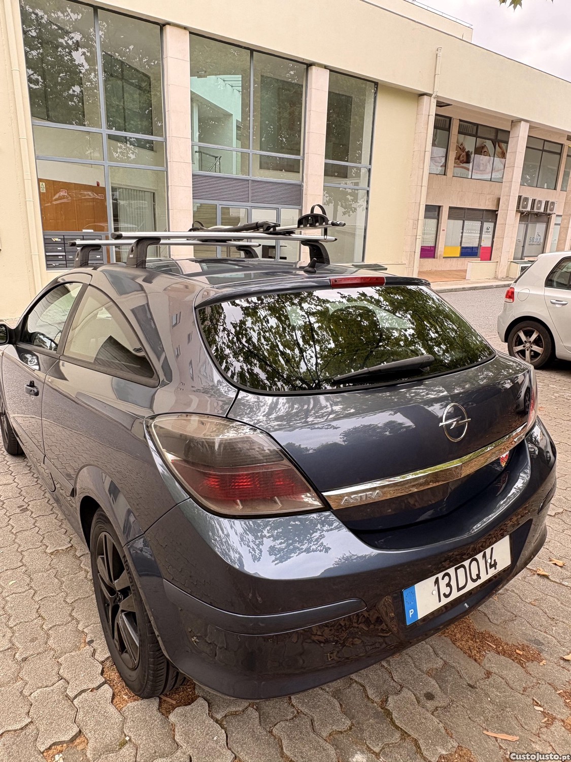Opel Astra GTC — fotografia 9