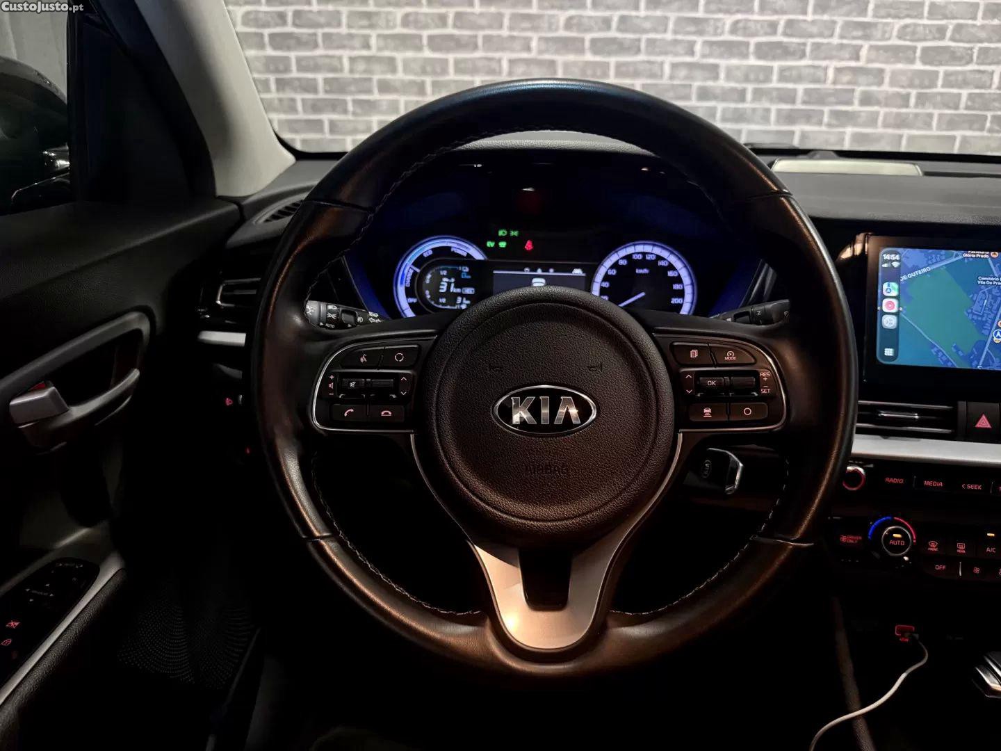Kia Niro 1.6 gdi phev urban — fotografia 3