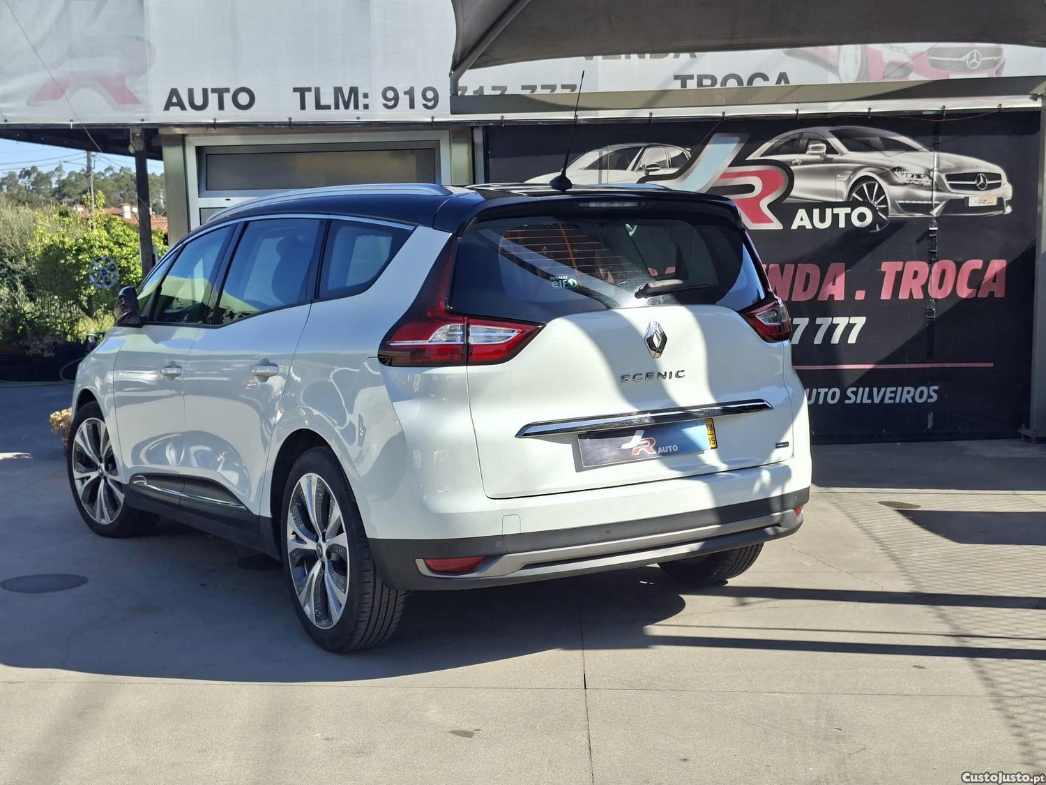 Renault Scénic Hybrid Assist - 18 — photo 4