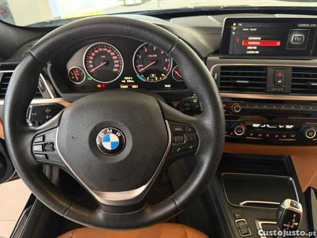 BMW 318 d Touring Auto — fotografia 3