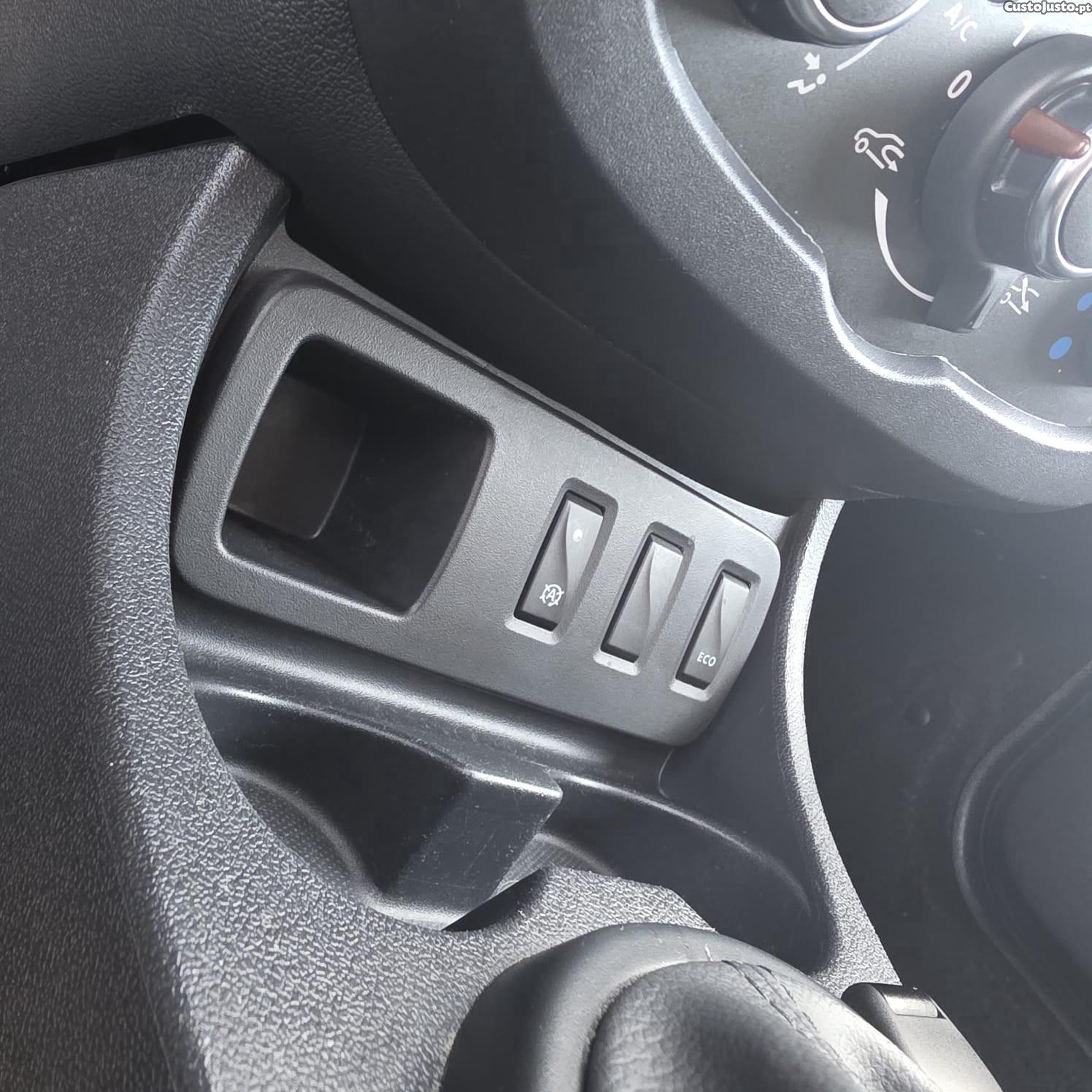 Dacia Duster 1.2 TCe SL Black Shadow — fotografia 5