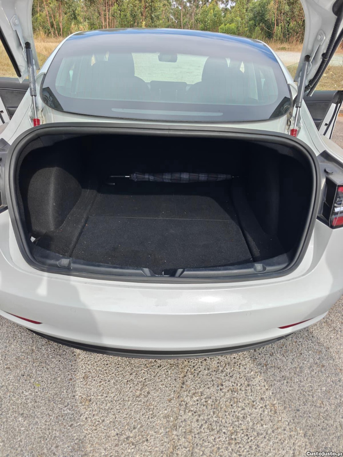 Tesla Model 3 3 — fotografia 5