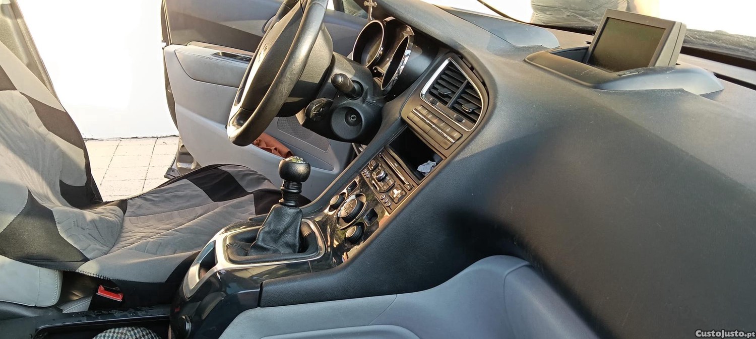 Peugeot 5008 1.6 — fotografia 4