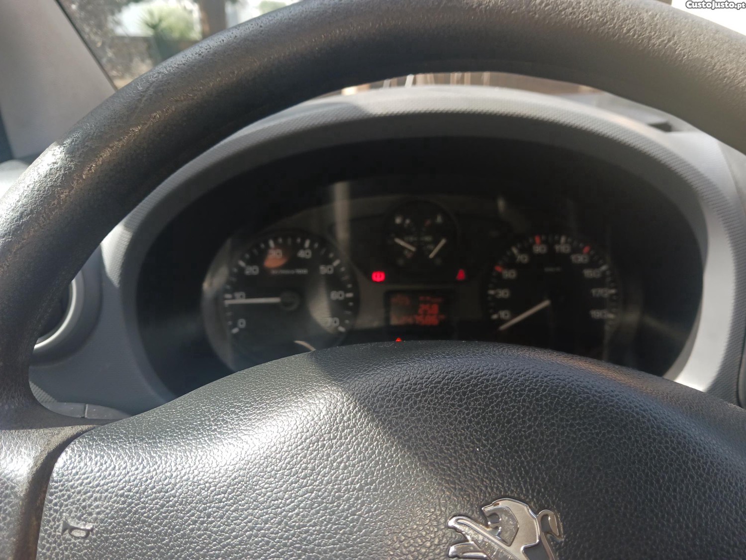 Peugeot Partner 1.6 hdi — fotografia 5