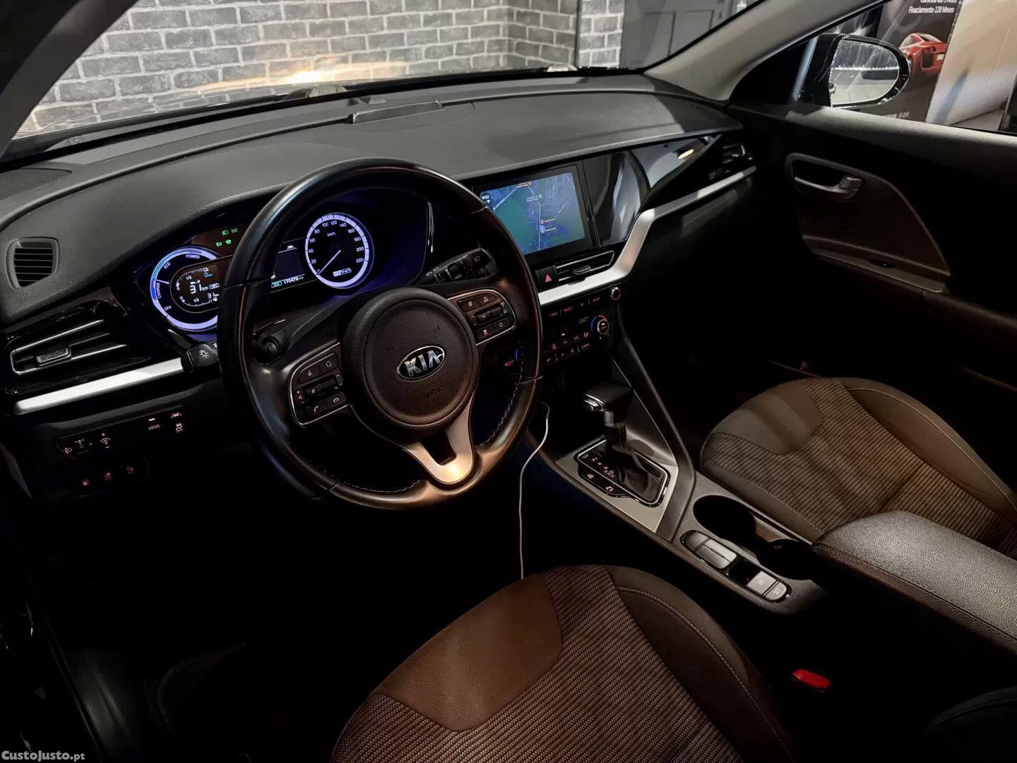 Kia Niro 1.6 gdi phev urban — fotografia 8