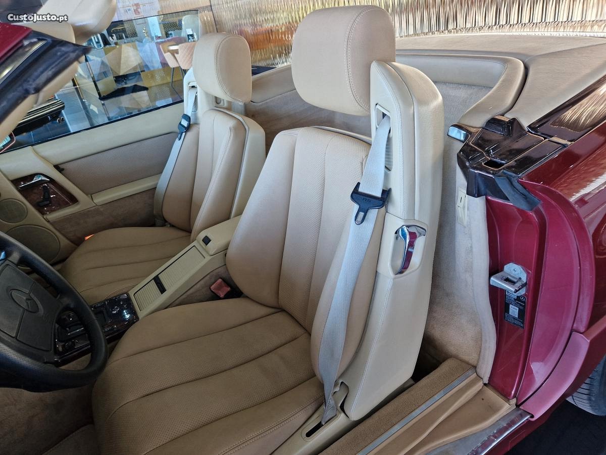 Mercedes-Benz SL 300 AMG — fotografia 6