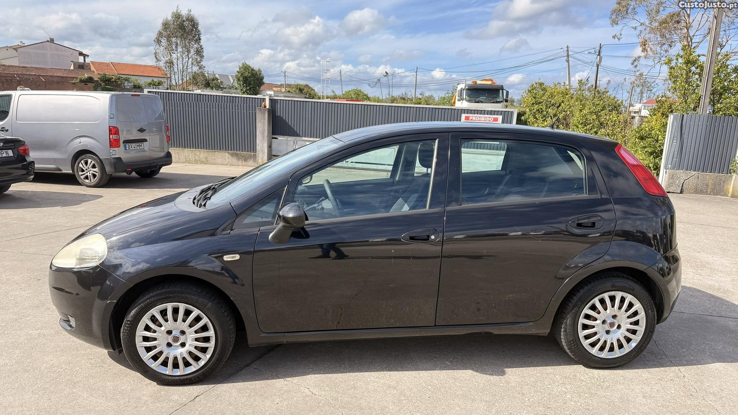Fiat Punto 1.2 16V de 2010 — fotografia 11