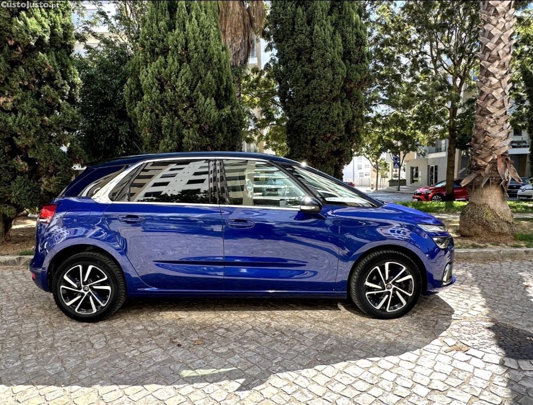 Citroën C4 Picasso — fotografia 2